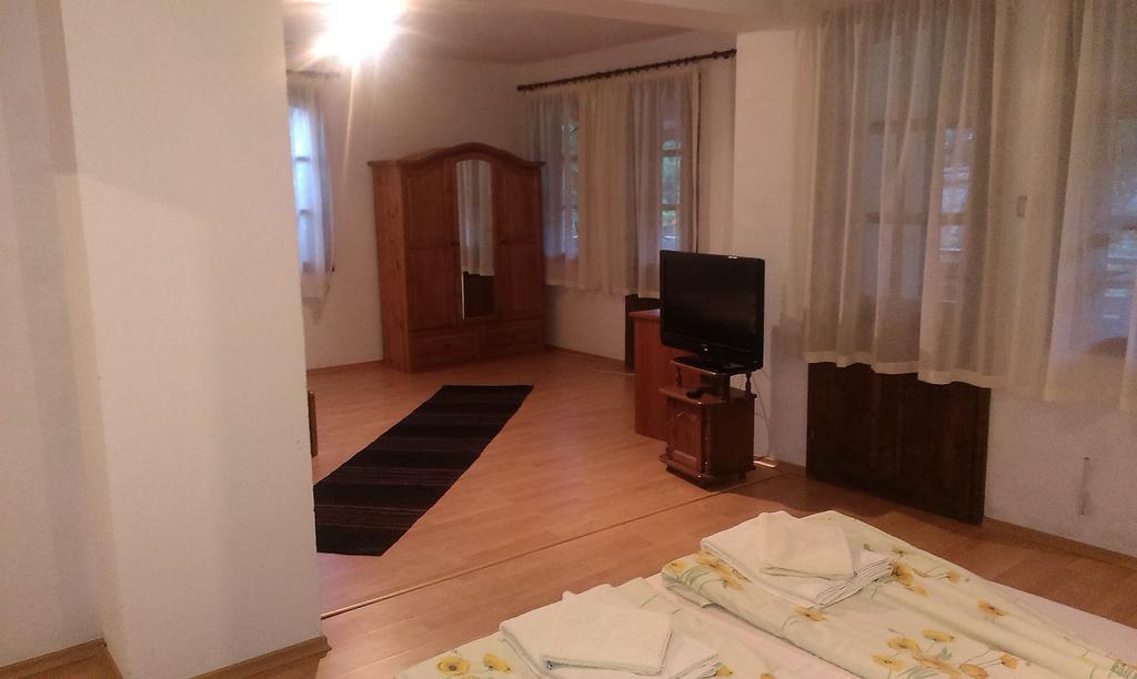 Villa Nasco Golden Sands Quarto foto